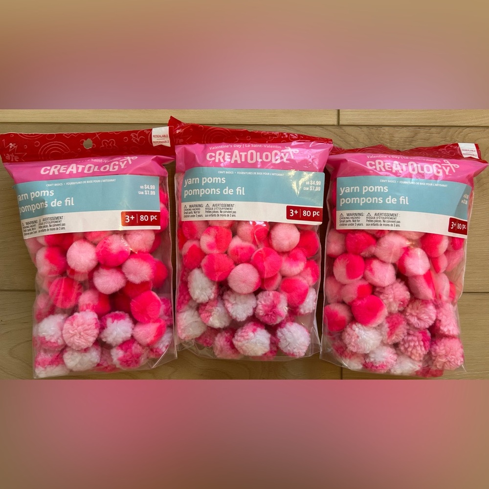 Creatology Pink and White Yarn Poms NEW
